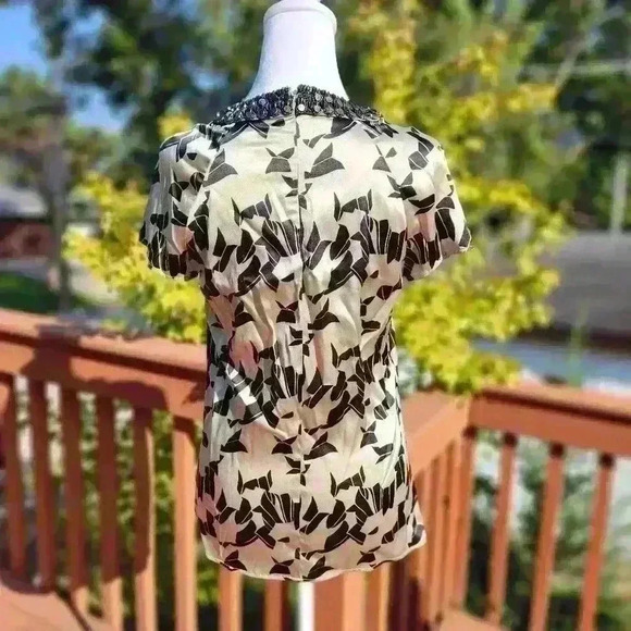 ETRO Italy Silk Champagne Blouse Beaded Collar With Black & Bronze Hardware US 8 - Picture 3 of 9